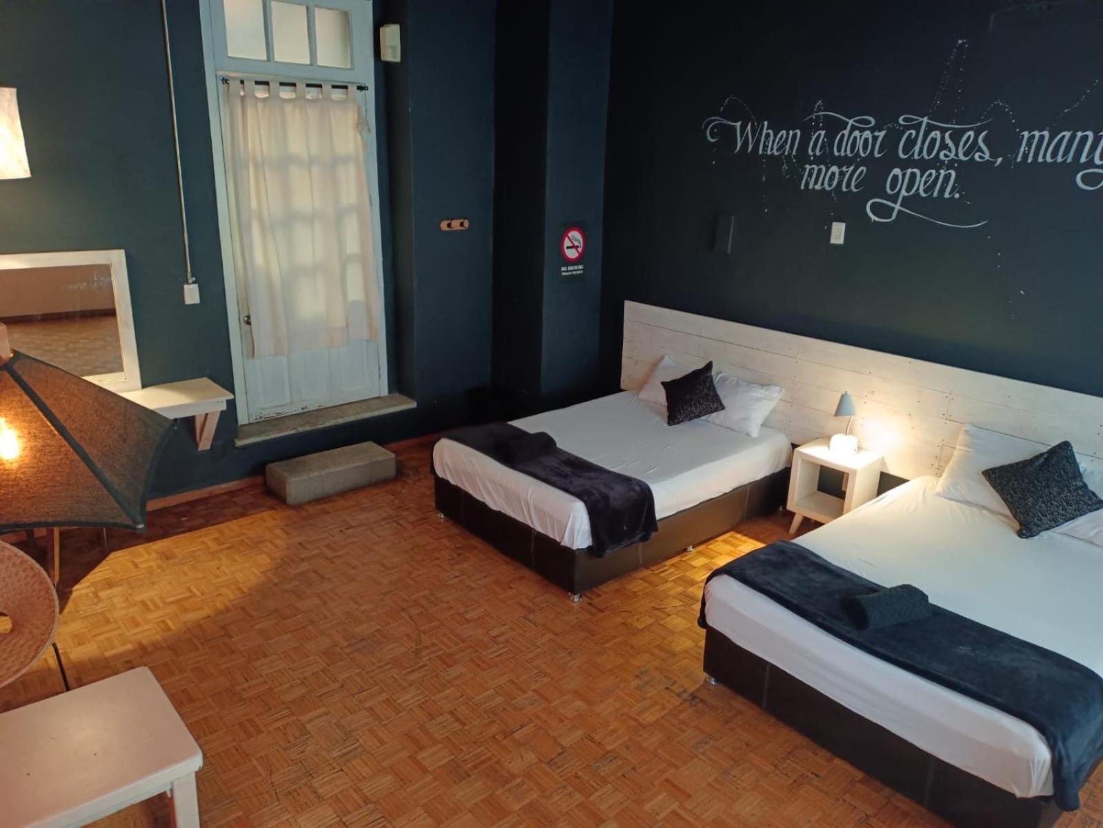Hostal Regina Down Town Mexico City — Photos 1